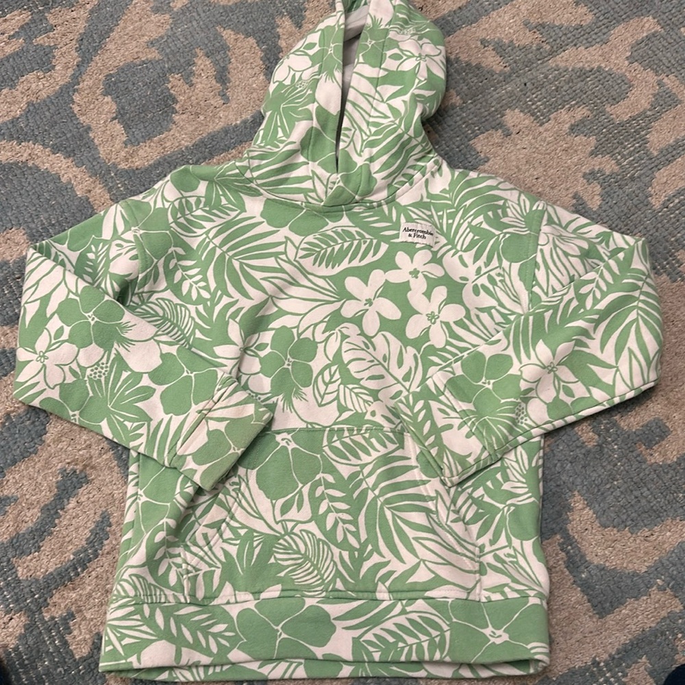 Abercrombie & Fitch sweatshirt